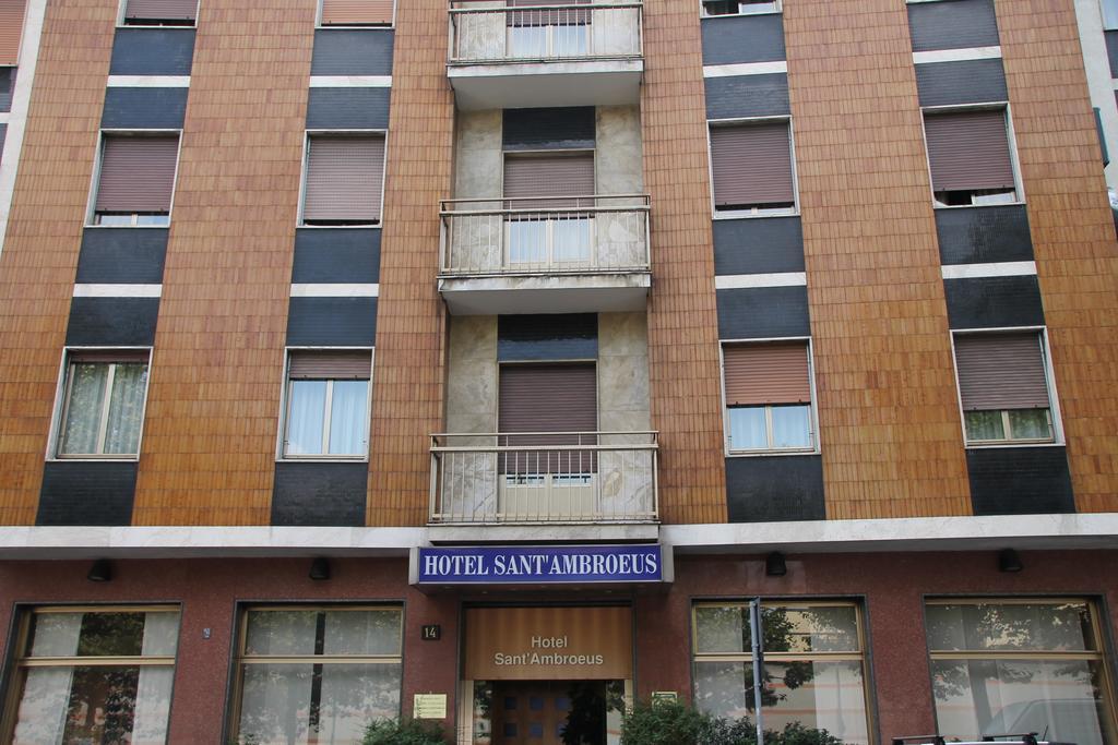 Sant'Ambroeus Hotel Milán Exterior foto